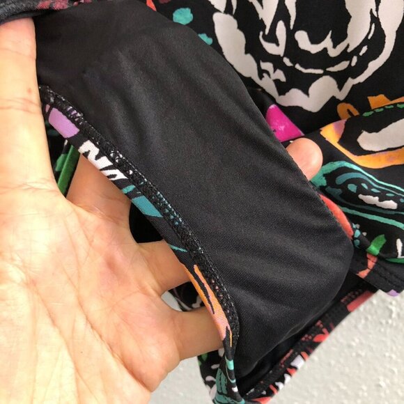 ANNE COLE Twist Front Paisley Swimsuit Size Medium - Picture 7 of 8